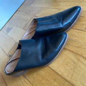Madewell black leather mules